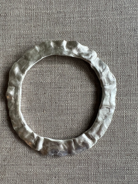 CAST SILVER - Bangle in solid sterling silver with slight ruffle